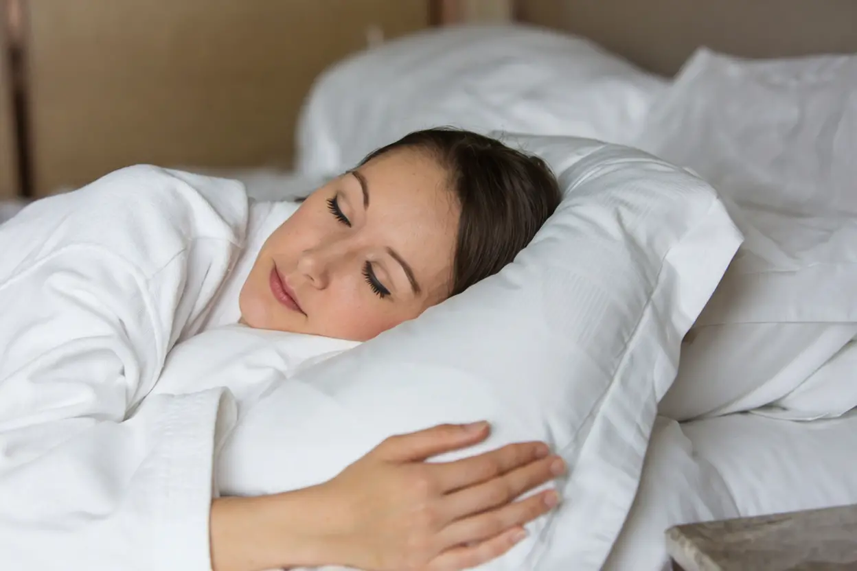 personne dormant bien grâce à Température idéale pour dormir